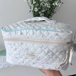 Cotton makeup organizer